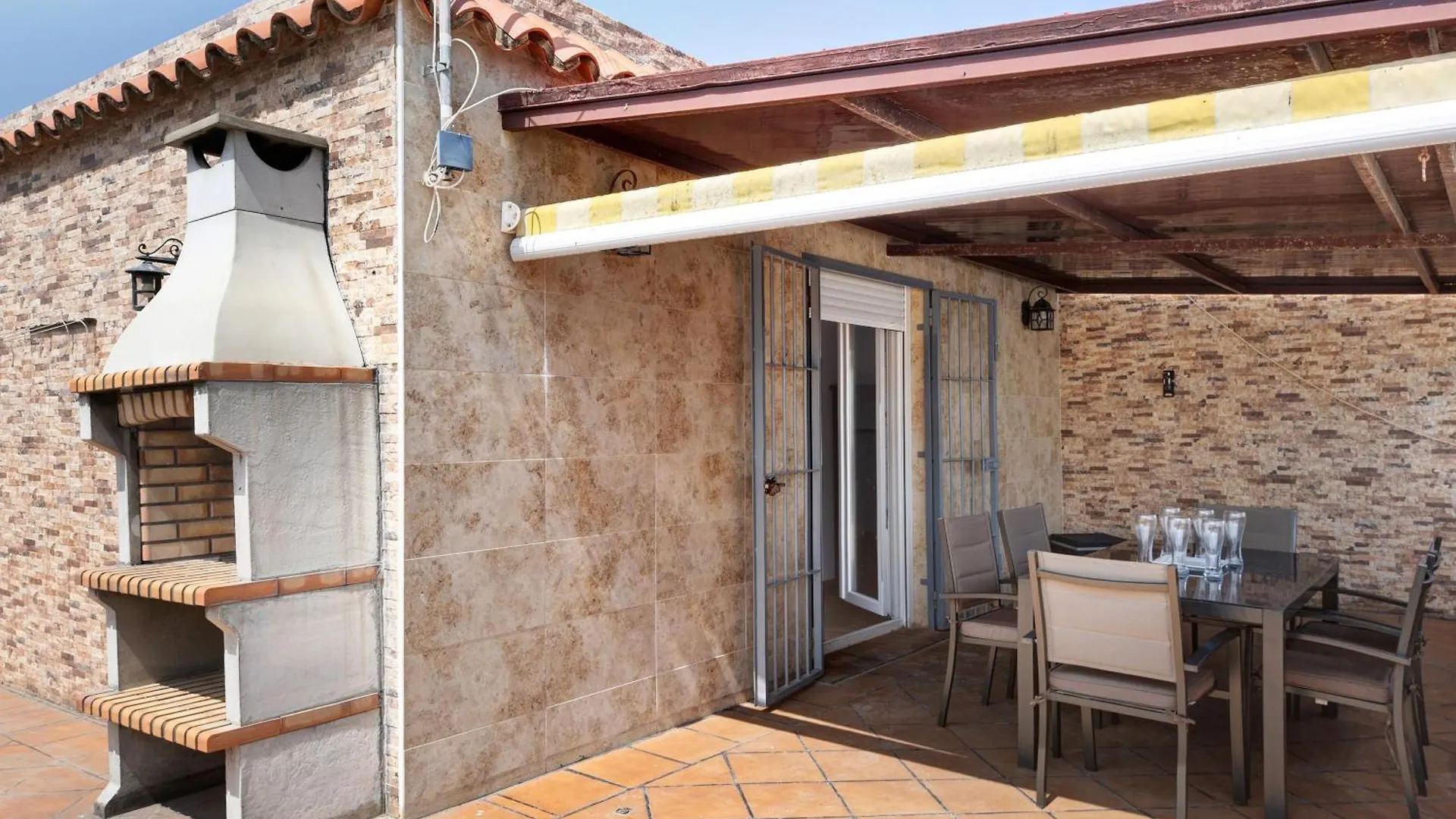Casa Unifamiliar Rio Barbate Villa 0*,